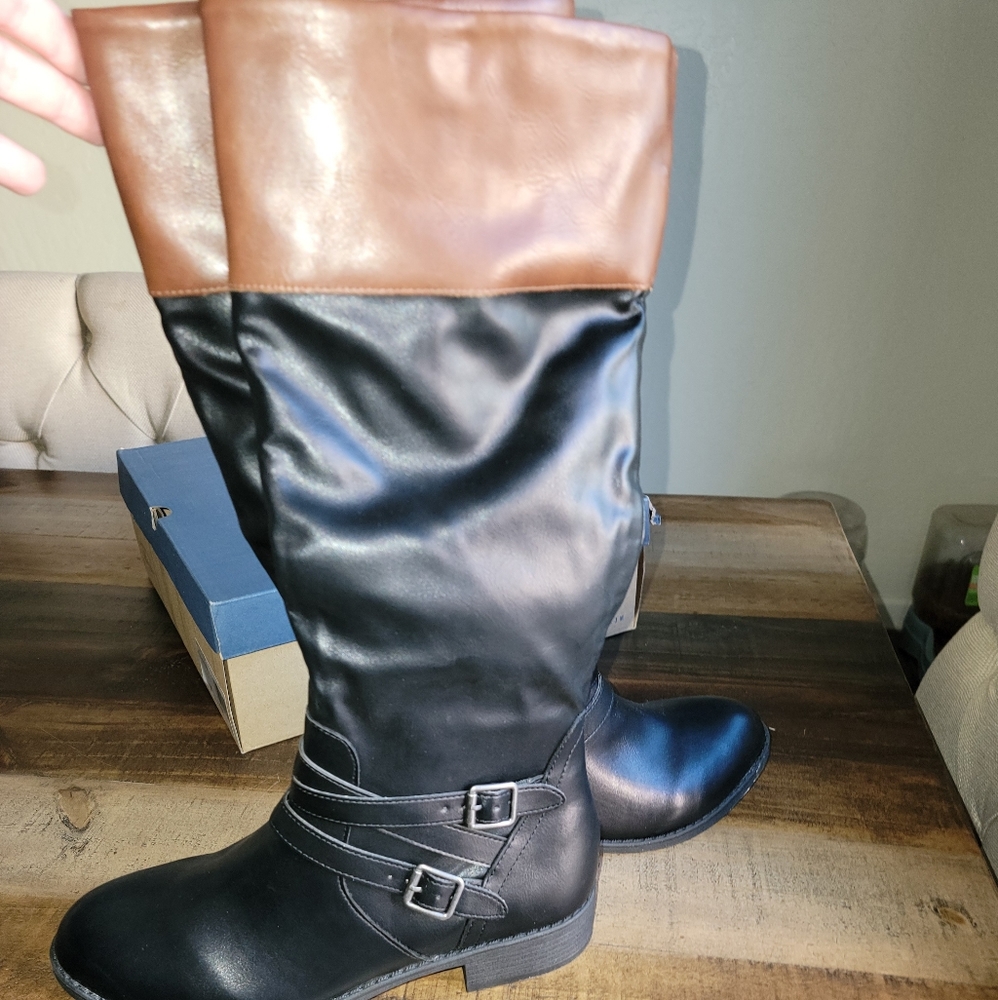 G.H. Bass & Co Boots